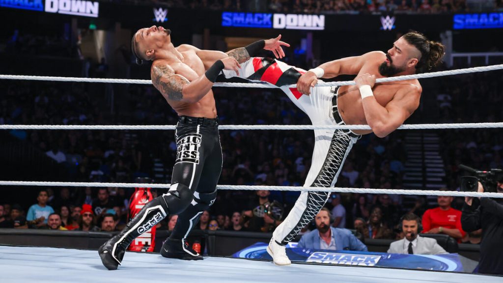 El trabajo de Andrade y Carmelo Hayes en las últimas semanas ha recibido halagos en WWE