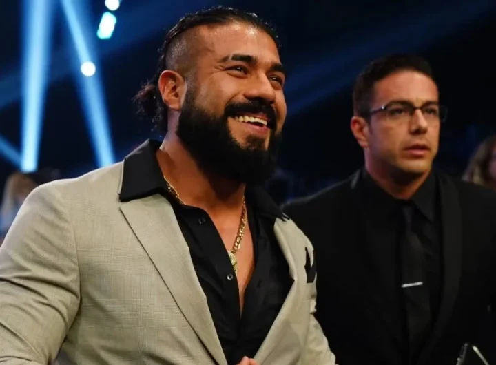 Jose The Assistant estuvo con Andrade en backstage durante el último SmackDown