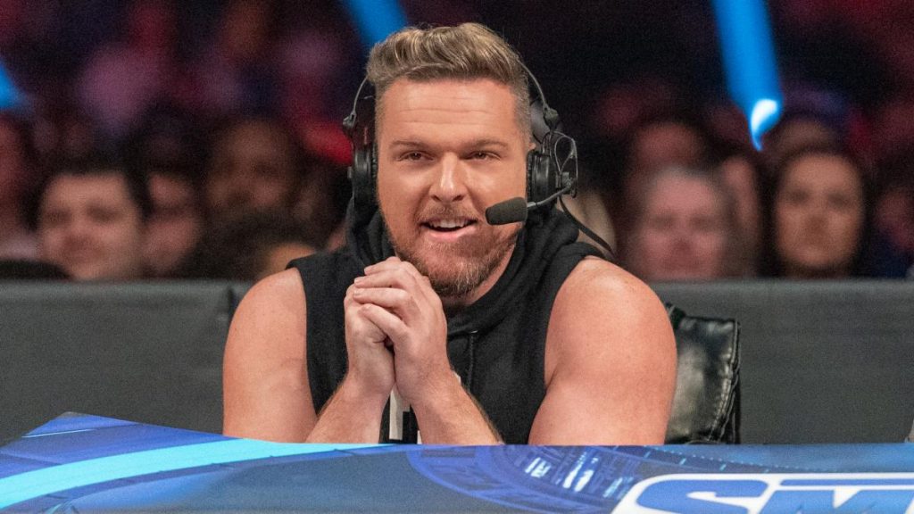 Pat McAfee se ausentará de WWE RAW por un tiempo tras el show de hoy