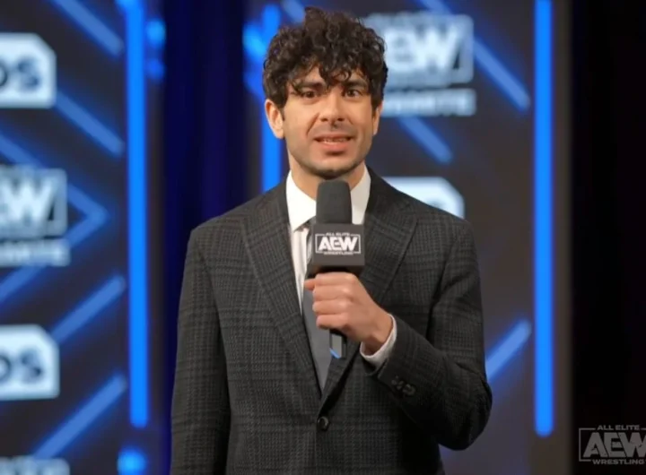 Tony Khan habla sobre Hologram