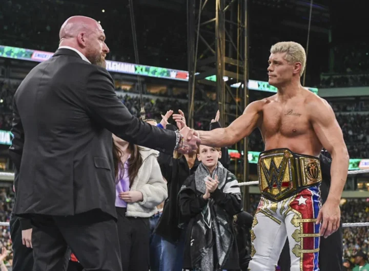 Cody Rhodes elogia a Triple H por su rol creativo en WWE