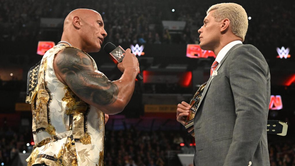 Cody Rhodes y The Rock se podrían enfrentar en WrestleMania en una lucha donde el Campeonato Indiscutido de WWE no estuviera en juego