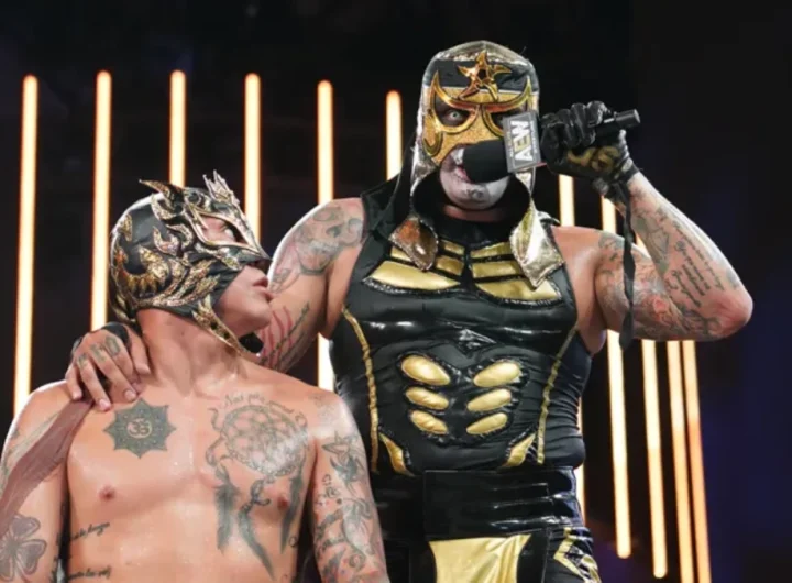 The Lucha Brothers firman con WWE