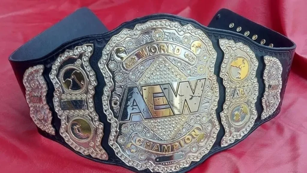 Ex campeón mundial de WWE y AEW revela que "no levanta pesas"