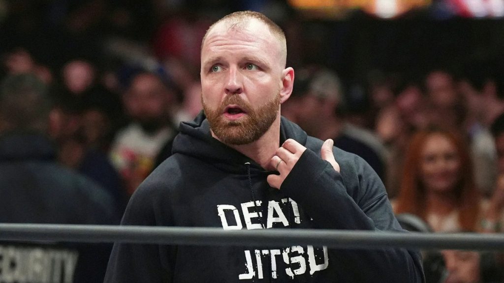 Jon Moxley reconoce que AEW aún es un "niño pequeño" y que no le importa el presente de la empresa, sino su futuro