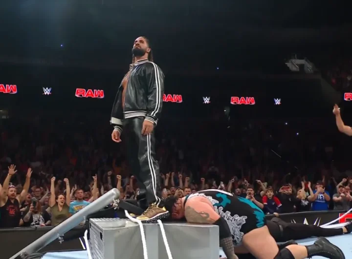 Seth Rollins regresa y le cuesta el combate a Bronson Reed en WWE RAW