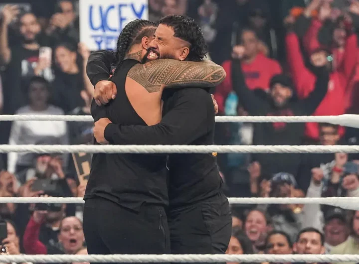 The Usos se reúnen en WWE SmackDown