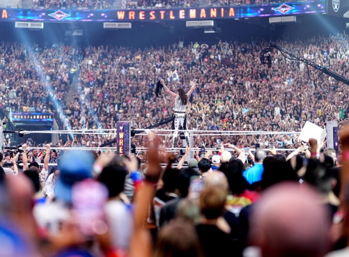 Dominik Mysterio reacciona a su victoria titular en WrestleMania 41