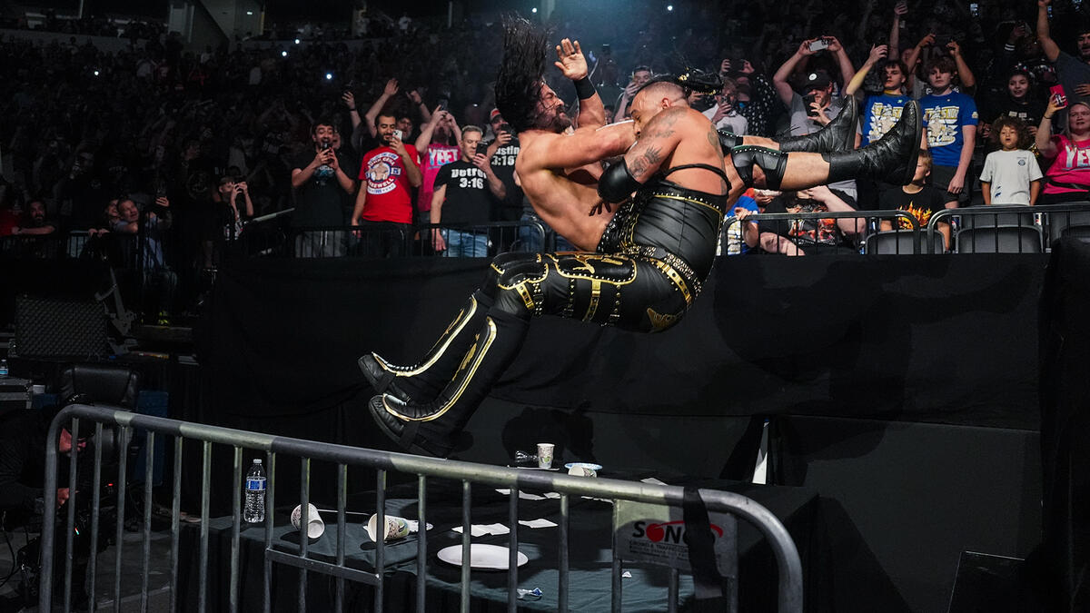 Estado de Drew McIntyre tras el 'spot' que realizó con Damian Priest en WWE Backlash 2025