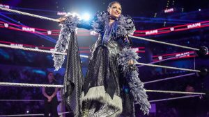 Giulia llega oficialmente a WWE SmackDown