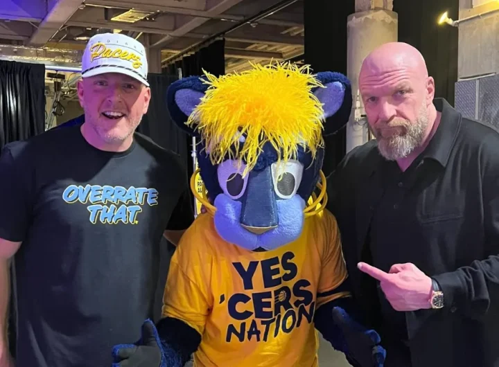 Triple H y Pat McAfee, presentes en el Game 4 de los NBA Playoffs entre Indiana Pacers y New York Knicks